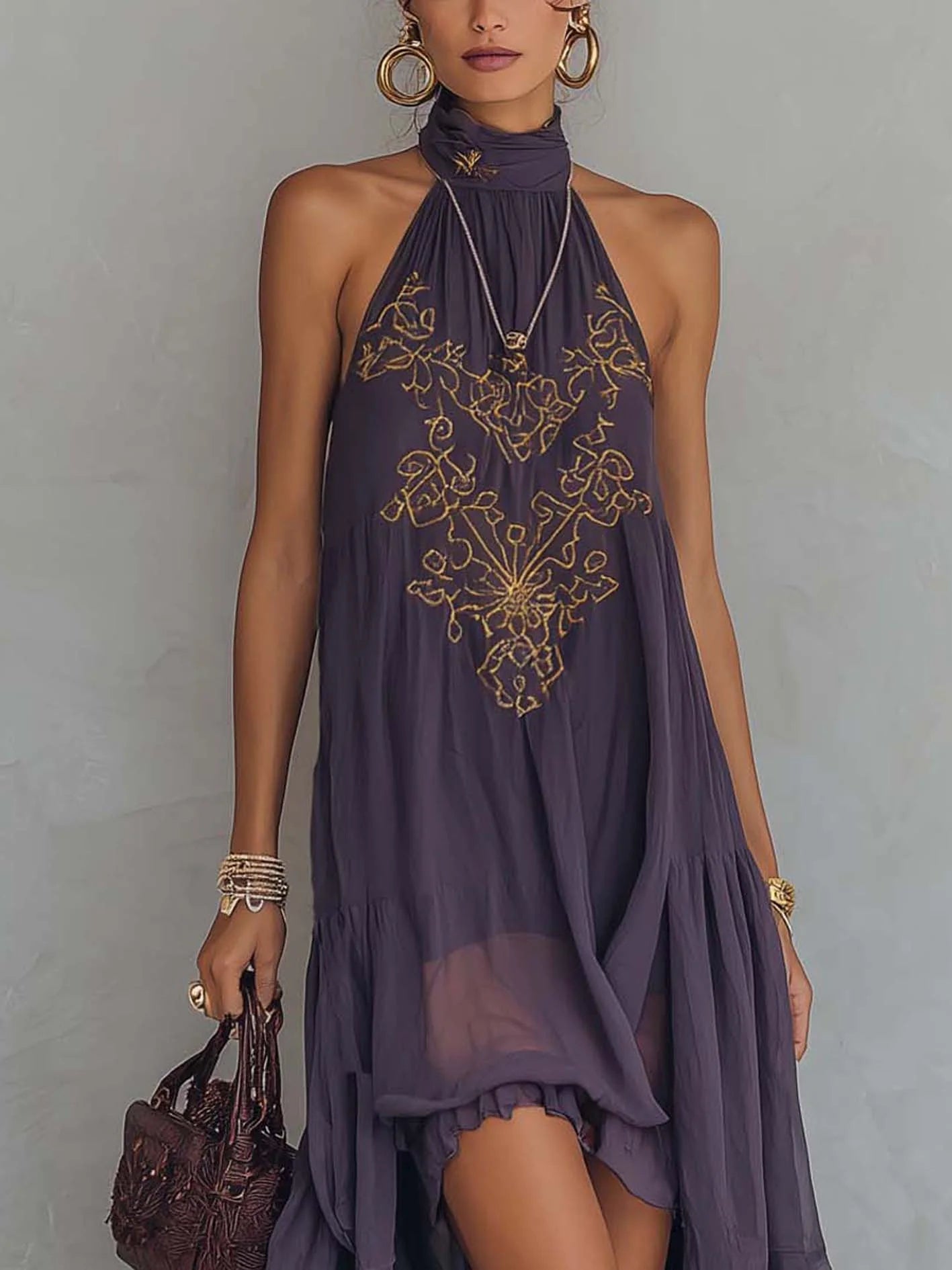 Robe longue en mousseline vintage brodée violette