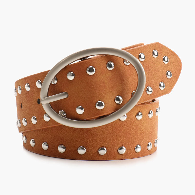 Ceinture à boucle ovale style millénaire avec rivets
