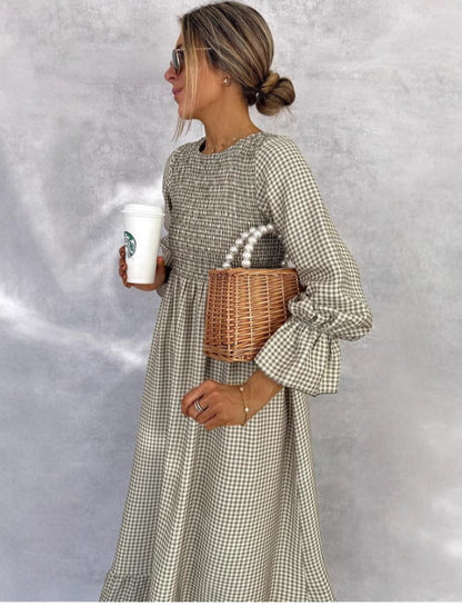 ROBE LONGUE À CARREAUX SMOCKÉE