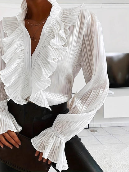 Chemise blanche à manches longues avec volants