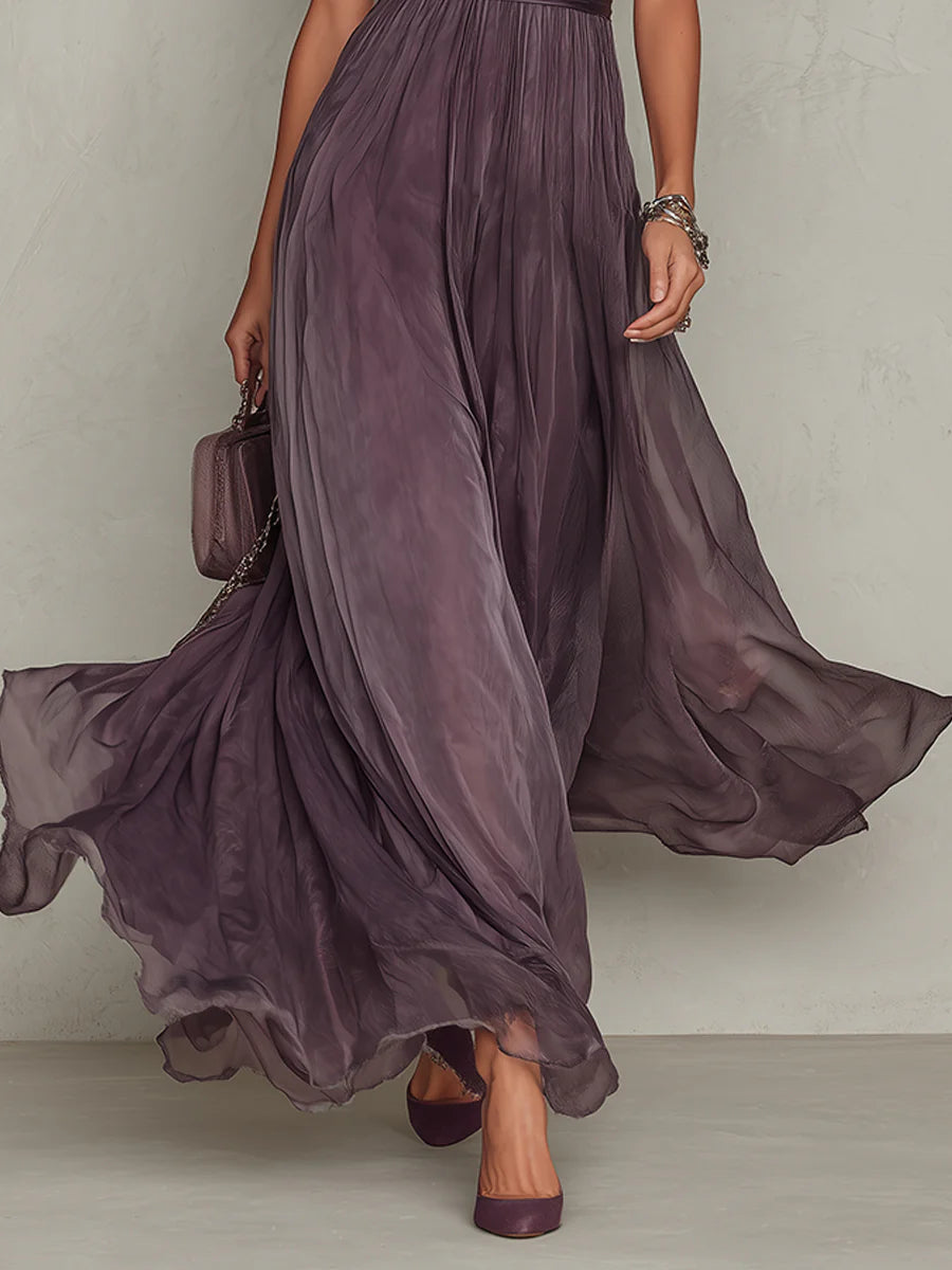 Maxi-robe en mousseline avec encolure cœur et dentelle