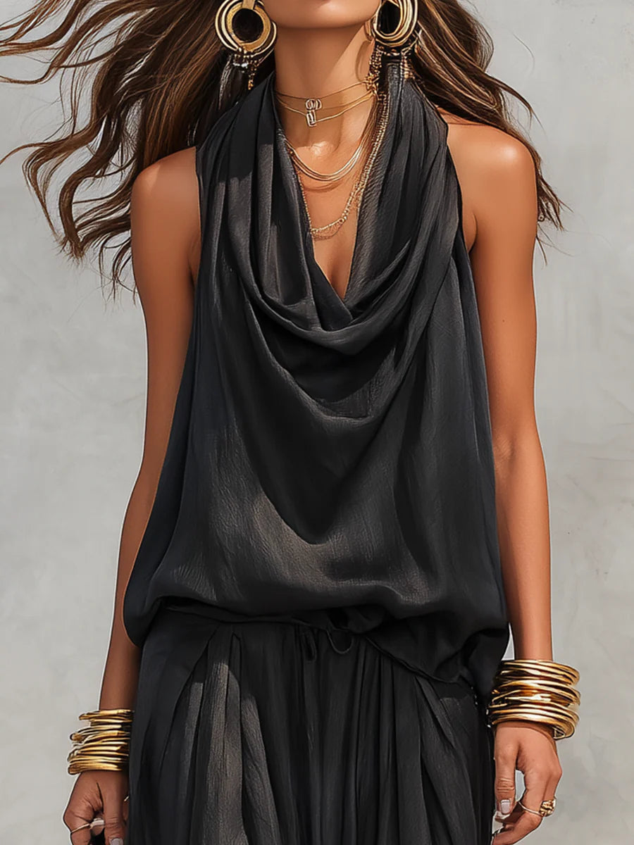 Ensemble top noir sans manches à col halter et pantalon plissé