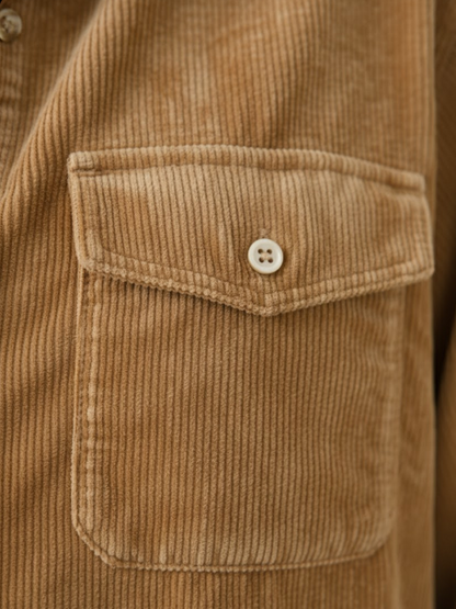 Robe mi-longue en velours côtelé avec doubles poches poitrine et boutons simples